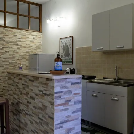 Per Turisti Filoxenia Apartment