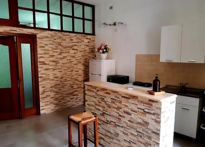 Per Turisti Filoxenia * 圣塞韦里娜